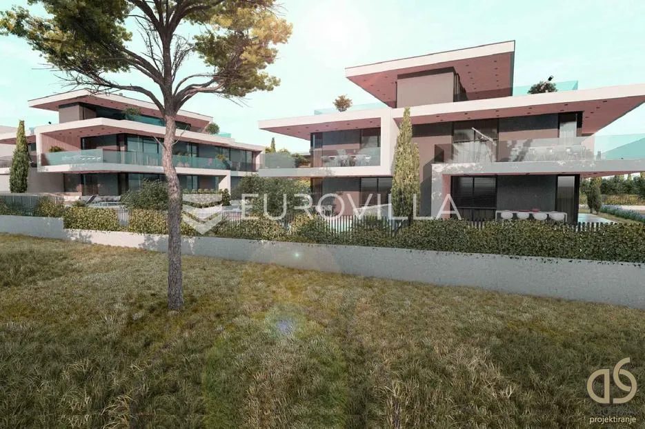 Istra, Rovinj, luksuzni dvoetažni trosobni stan 175,78 m² s fitness sobom i krovnom terasom