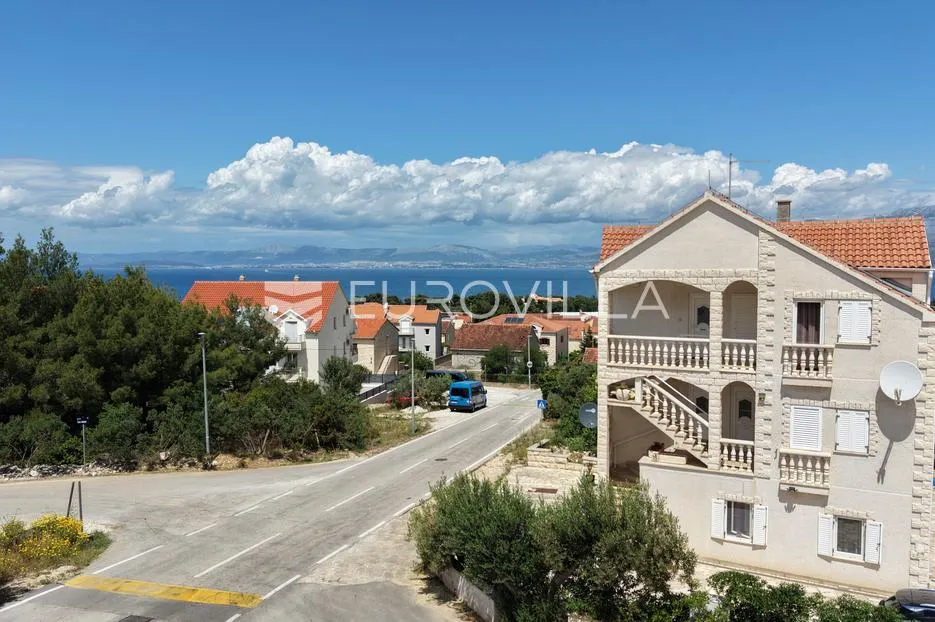 brač, supetar, dvosoban stan na prvom katu s pogledom na more - slika 3
