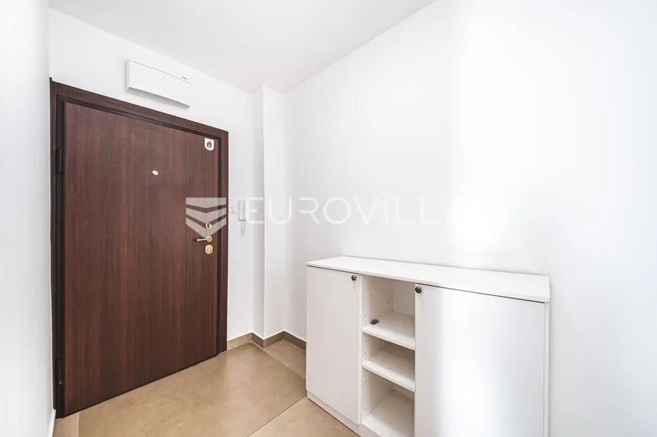 zagreb, vrbani, moderan trosoban stan 62 m² - slika 12