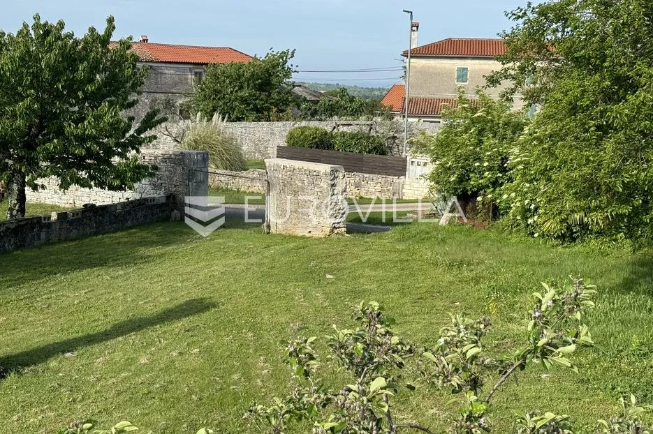 tinjan, kamena stancija u srcu istre - slika 17