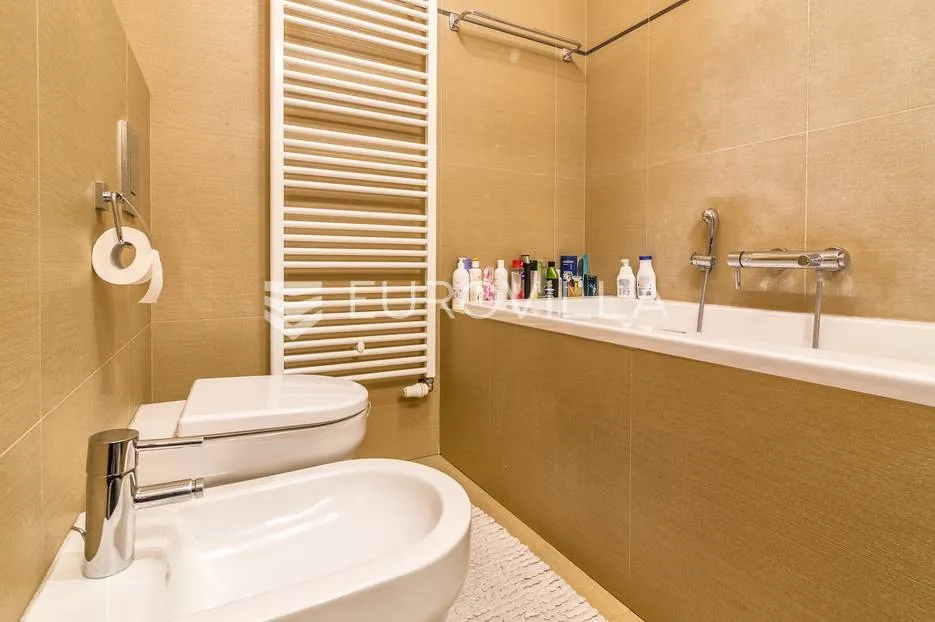 zagreb, maksimir, gornji bukovac, prekrasan peterosoban penthouse nkp 162m2 - slika 15