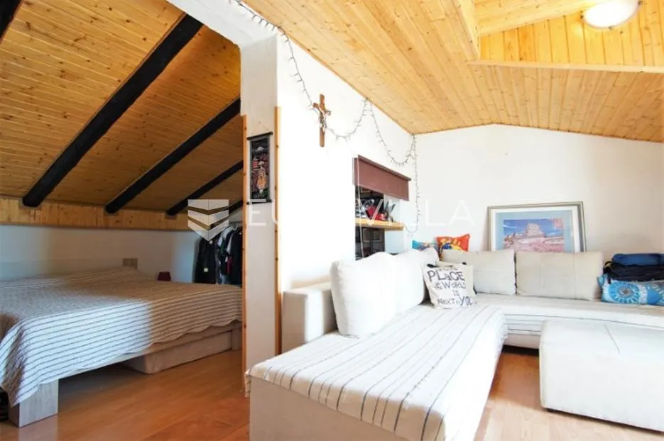 istra, rovinj, obiteljska duplex kuća 330m2 - 500 m od mora i centra grada - slika 19