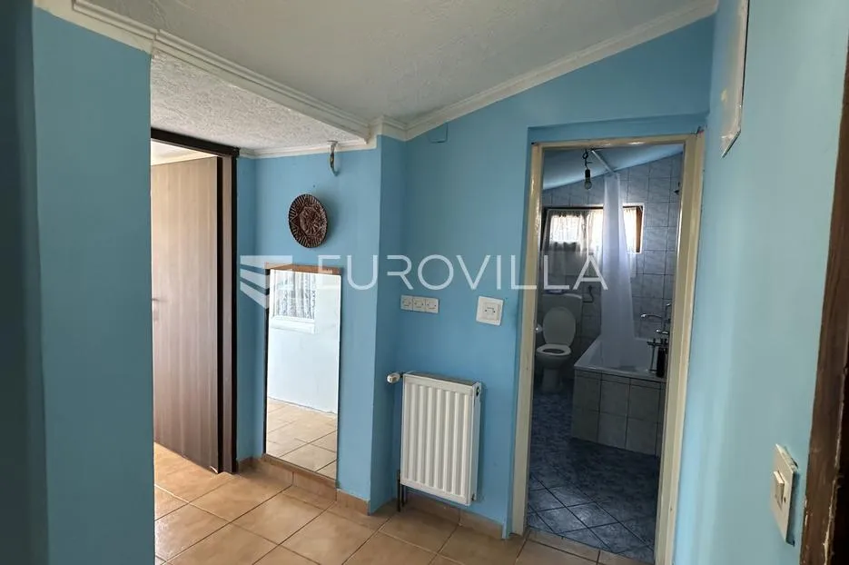 vukovar, sajmište, kuća s velikom parcelom 674 m² - slika 13