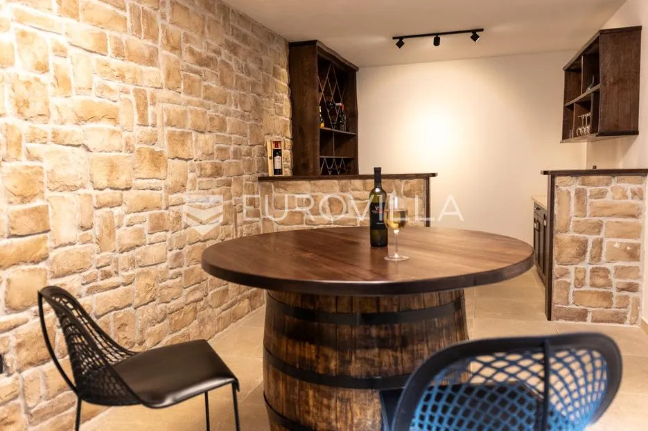 istra, momjan, moderna kamena vila - slika 65