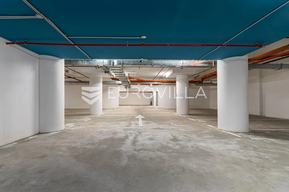 varaždin, centar, luksuzan četverosoban stan 100,54 m² - slika 16