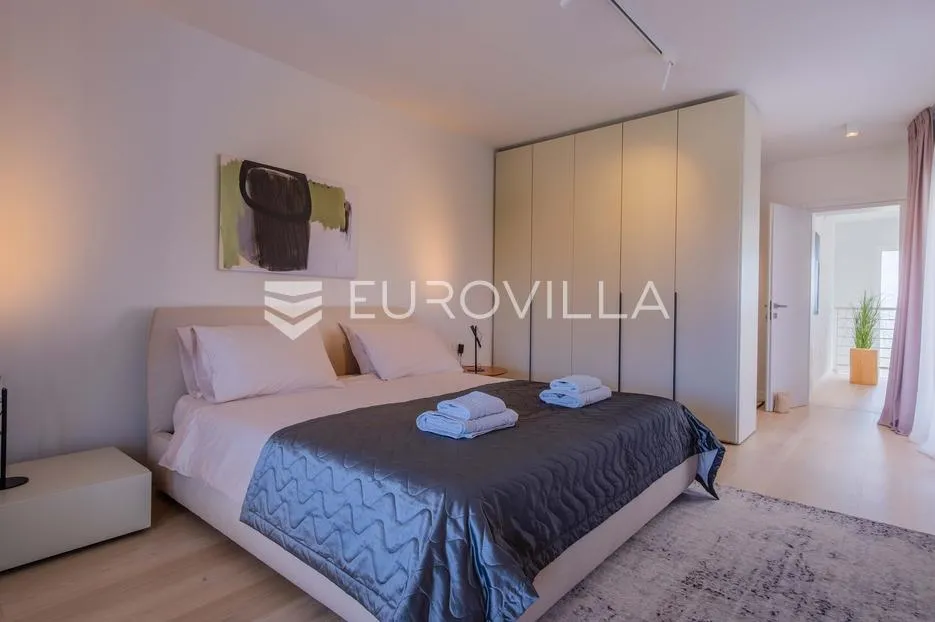 istra, funtana, moderna vila 180 m² s bazenom i privatnim parkingom - slika 15