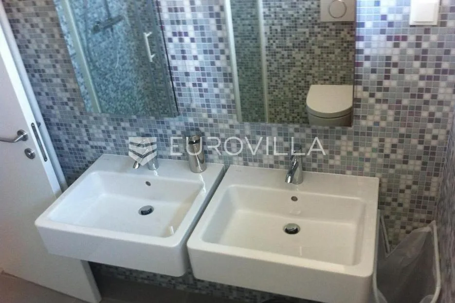 istra, rovinj, dugoročni najam vile 250m2 s bazenom s 5 spavaćih soba na 200 metara od mora - slika 12