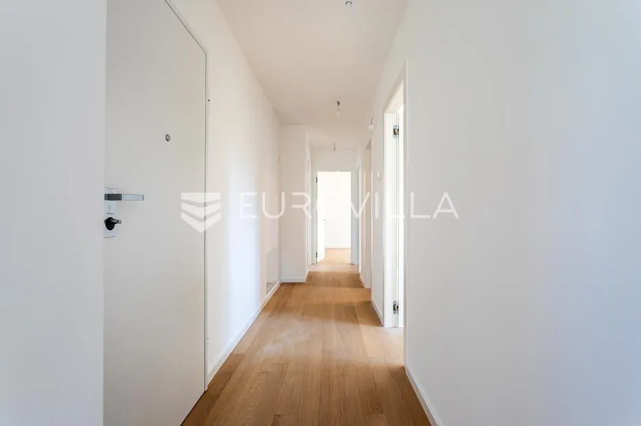vodice, novogradnja, penthouse s krovnom terasom i pogledom na more, 150,94 m² - slika 3