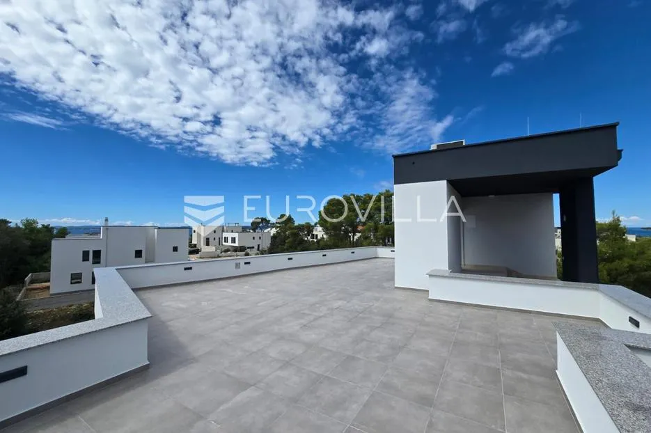 zadar, petrčane, penthouse s krovnom terasom i pogledom na more - slika 2