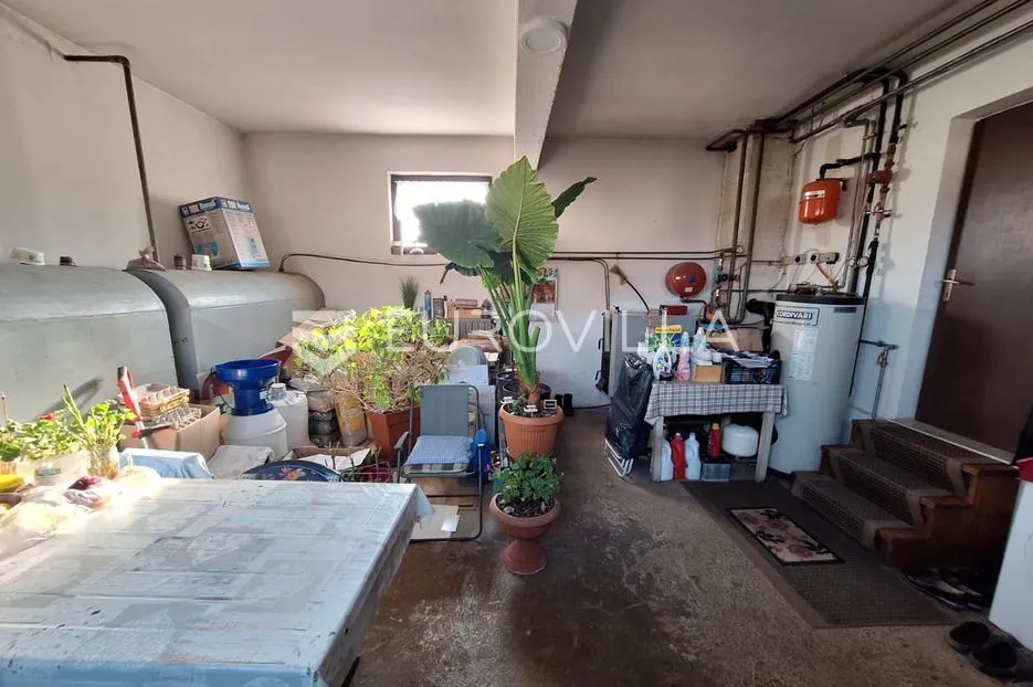 ozalj, kuća 365 m² s gospodarskom zgradom i poslovnim prostorom - slika 19
