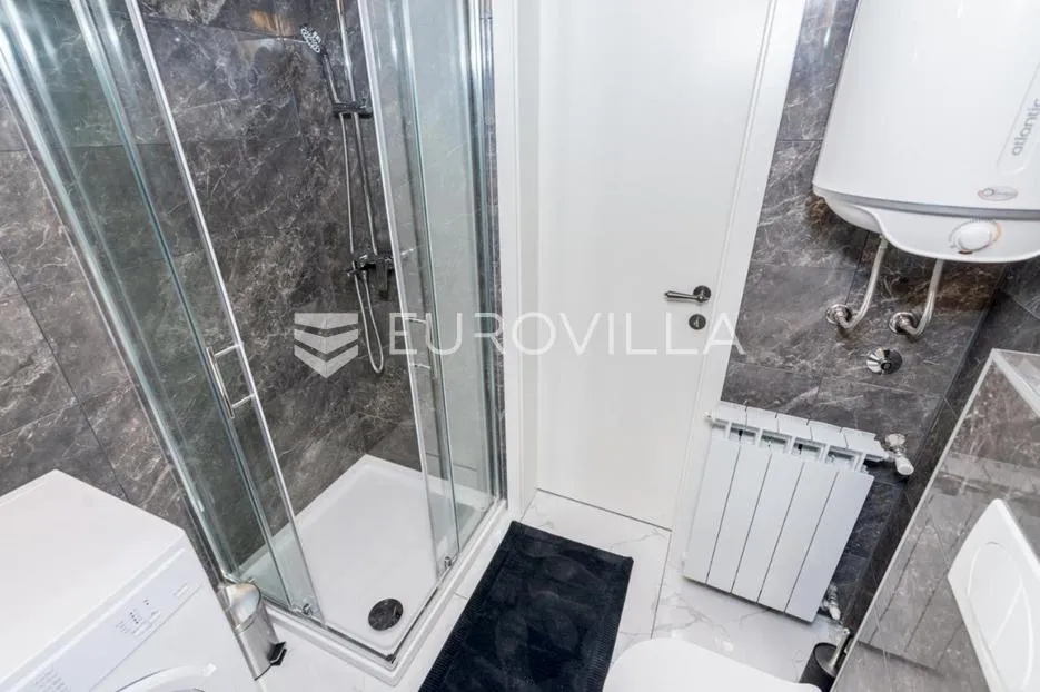 opatija, centar, prekrasna etaža kuće 141 m² u vili iz talijanskog doba - slika 9