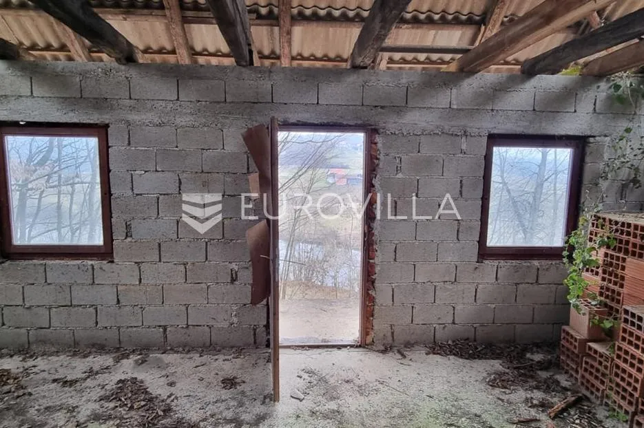ozalj, grdun, poljoprivredno zemljište 8429 m² s 2 objekta - slika 10