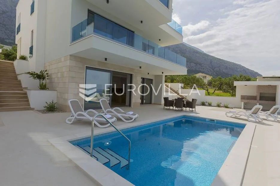 makarska, moderna vila s bazenom - slika 2