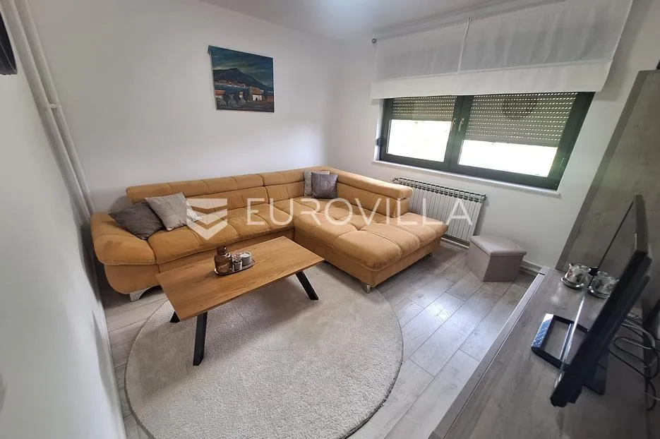 karlovac, draganić, kuća 190 m², novouređena - slika 2