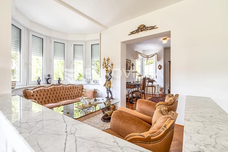 donja pušća, jedinstvena obiteljska villa, parcela 5000 m² - slika 12