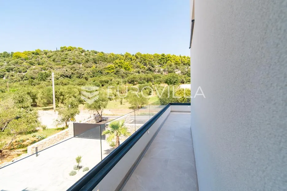 otok rab, barbat, moderan trosoban stan 107 m², pogled na more - slika 19