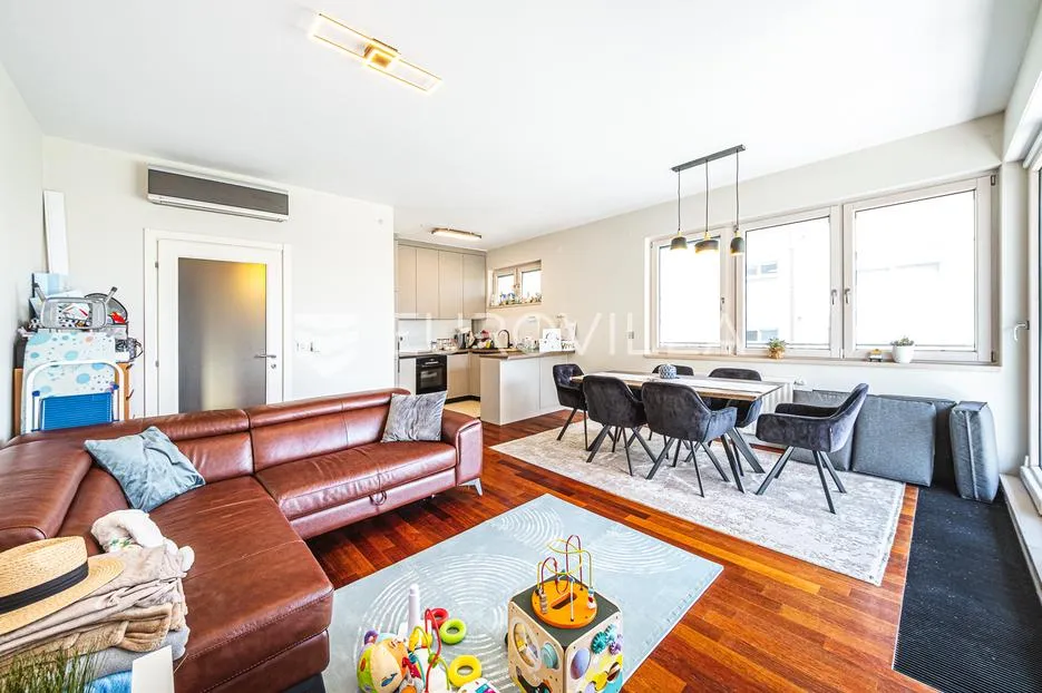 zagreb, zelengaj, trosoban stan, 94 m² s loggiom i 2 parking mjesta - slika 3