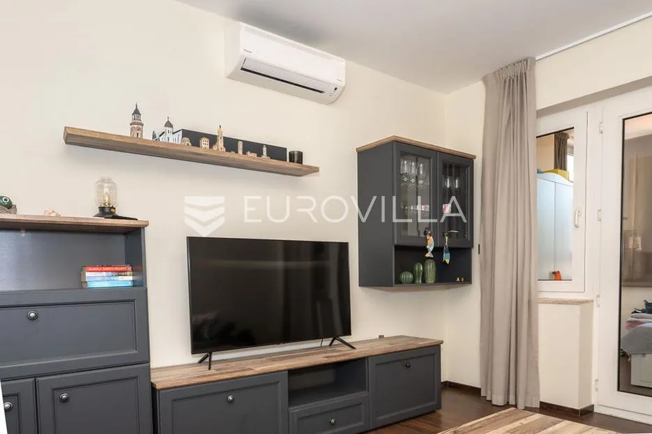 krk, grad krk, stan 70 m², garaža 20 m² - slika 8