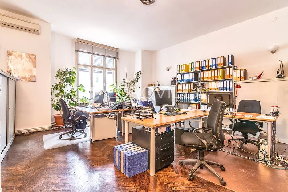 ilica, strogi centar, pješačka zona, poslovni prostor na 1. katu 254 m2 - slika 5
