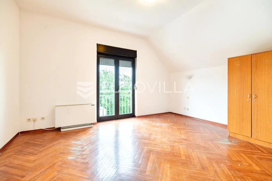 remete, objekt 1.050 m², idealan za vrtić/dom - slika 13