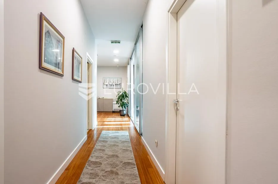 split, firule, moderan i funkcionalan uredski prostor na idelanoj lokaciji, 128 m², zakup - slika 11