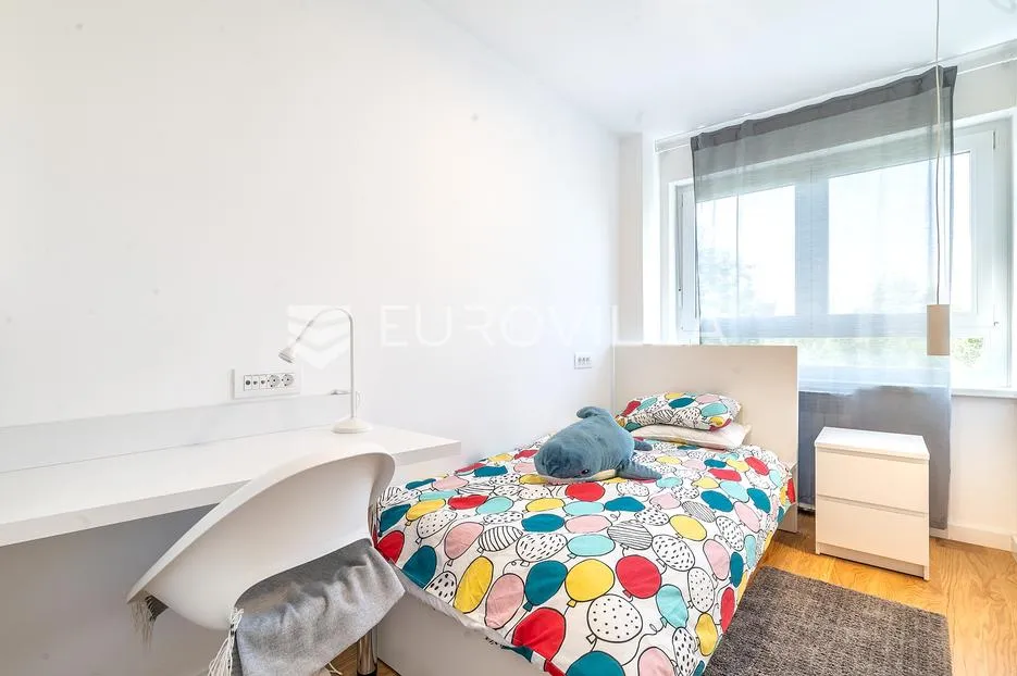 zagreb, trnje, četverosoban stan 75 m² - slika 7