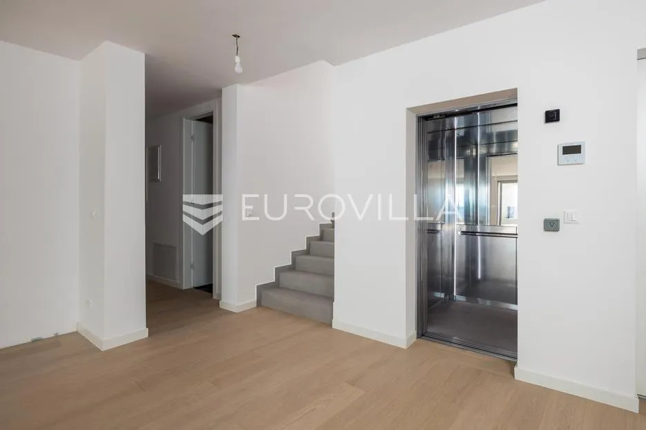 opatija, atraktivan penthouse s bazenom nkp 367 m2 novogradnja - slika 37
