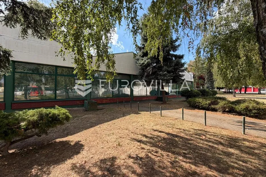 đakovo, strogi centar, poslovna zgrada 755 m² - slika 18