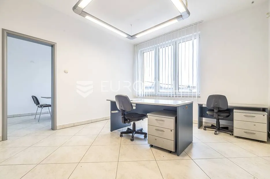 zaprešić, stambeno poslovna kuća 950m2 sa skladišnom halom, vrhunska lokacija - slika 7