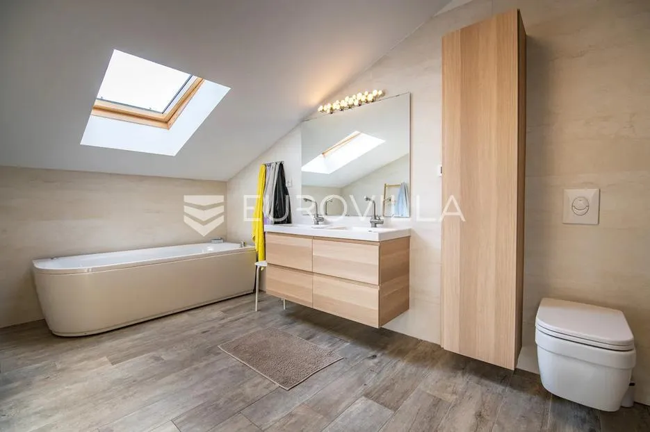 istra, medulin, višesoban penthouse s predivnom terasom i pogledom - slika 30