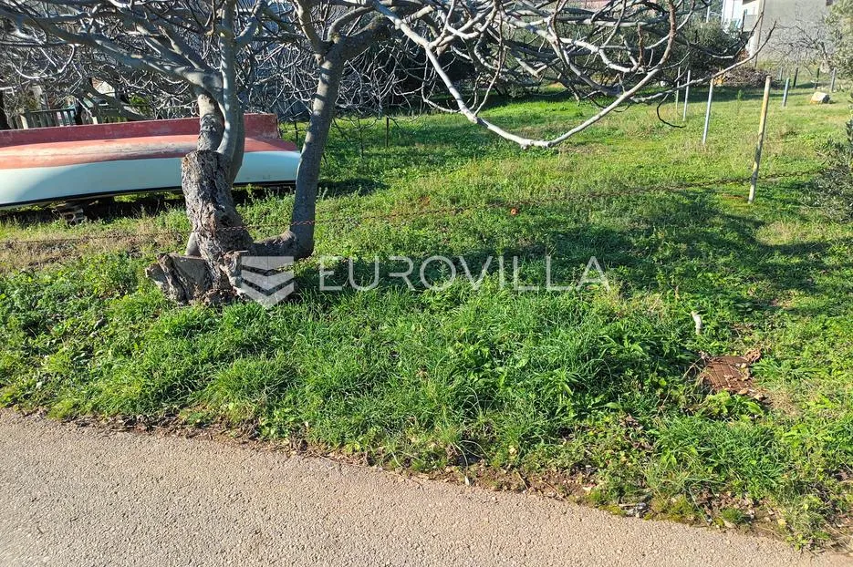 marina, poljica, građevinsko zemljište blizu mora, 896 m² - slika 2