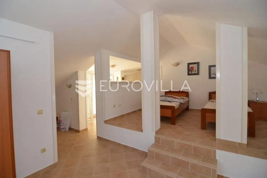 krk, stara baška, ekskluzivna vila u stijeni 450 m², panoramski pogled na more - slika 18