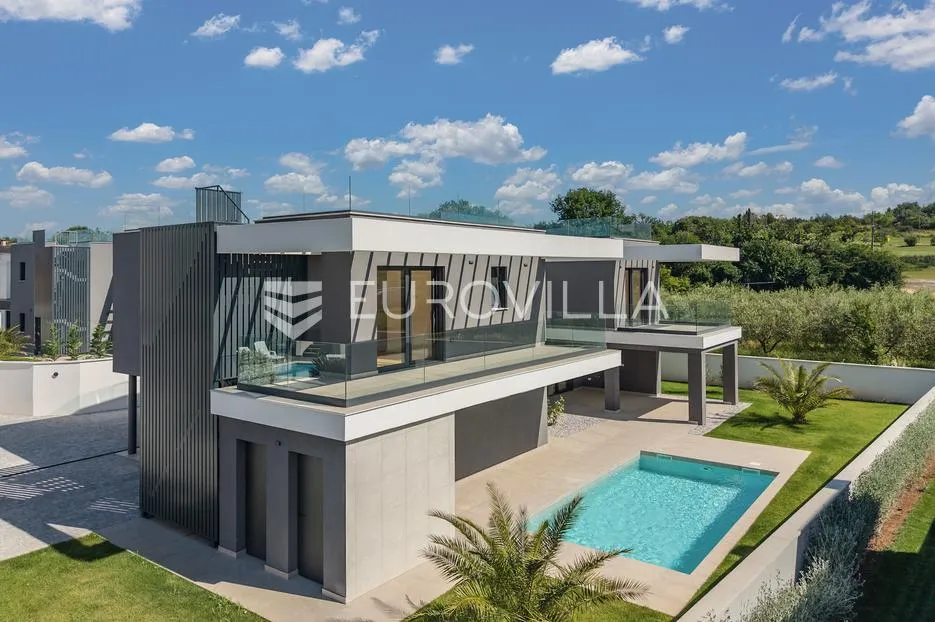 istra, pomer, unikatna, moderna villa 20 m od mora 417 m² - slika 2