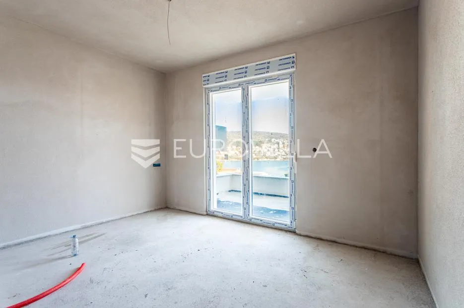 čiovo, okrug gornji, trosoban stan s balkonom i pogledom na more, 88.57 m² - slika 5