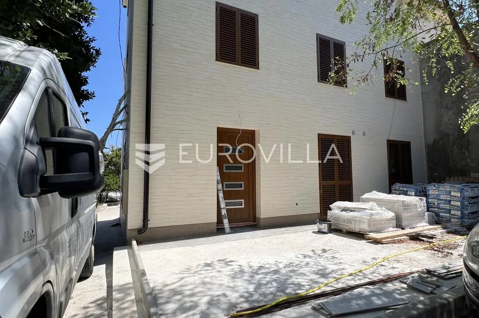 zadar, otok ugljan novogradnja 90 m² prvi red do mora - slika 7