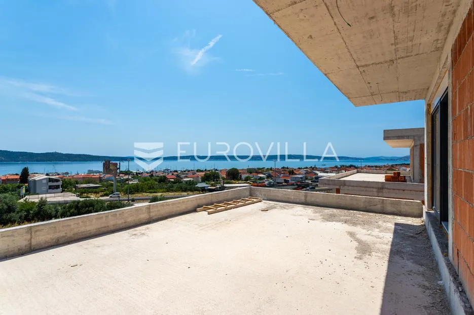 kaštel sućurac, luksuzan trosoban penthouse u novogradnji, 120.72 m² - slika 16