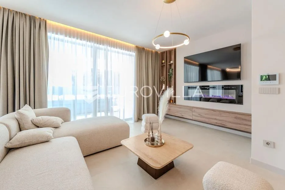 zadar, privlaka, ekskluzivna moderna vila s bazenom i wellness zonom - slika 28