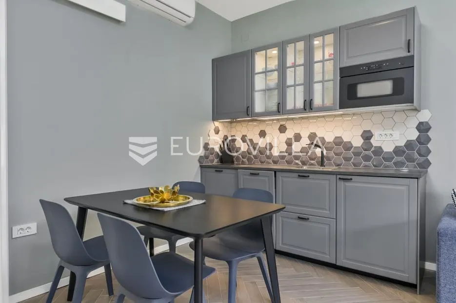 zagreb, strogi centar, prekrasan dvosoban stan 46 m² - slika 5