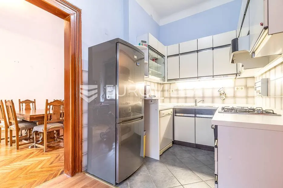 zagreb, donji grad, ilica višesoban stan nkp 191 m2 - slika 12