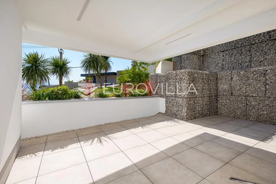 opatija, dvosoban stan nkp 88 m2 novogradnja - slika 23