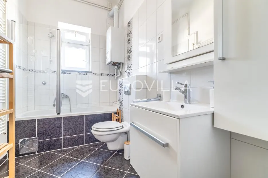 zagreb, petrinjska, uređen poslovni prostor 60 m² - slika 2