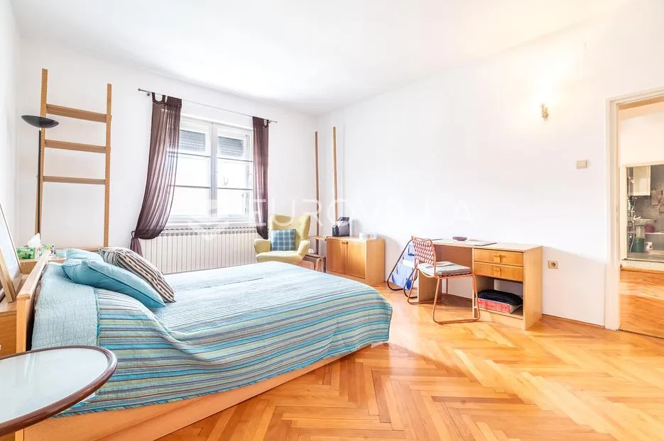 zagreb, centar, prostran trosoban građanski stan površine 81 m² na izvrsnoj lokaciji - slika 4