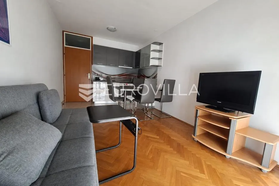rijeka, škurinje, jednosoban stan od 42 m², namješten, lođa - slika 2