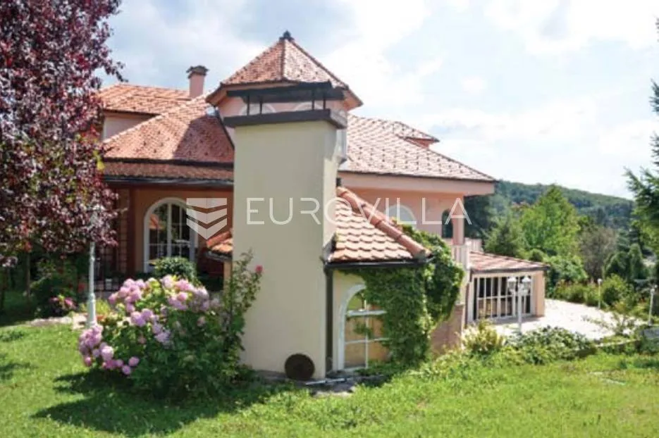zagreb, gračani luksuzno obiteljsko imanje, vila 810 m² na zemljištu 3.965 m² - slika 31