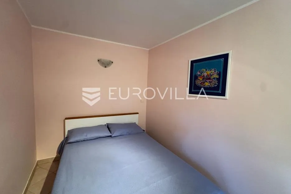 istra, marčana, prostrana obiteljska kuća s velikim vrtom i apartmanom u centru kavrana - slika 21
