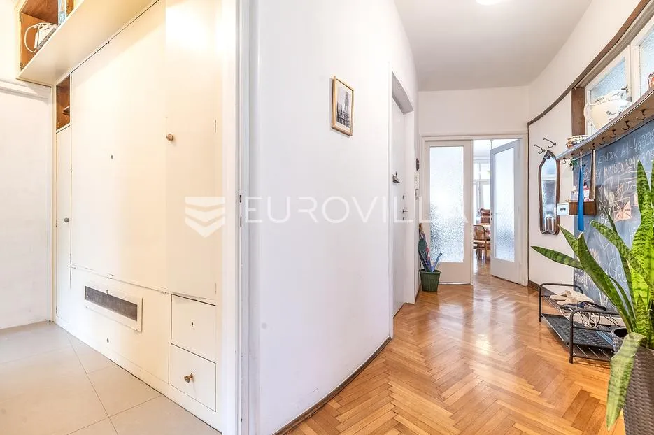 zagreb, trg bana jelačića, četverosoban stan 145, 90 m2 - slika 8