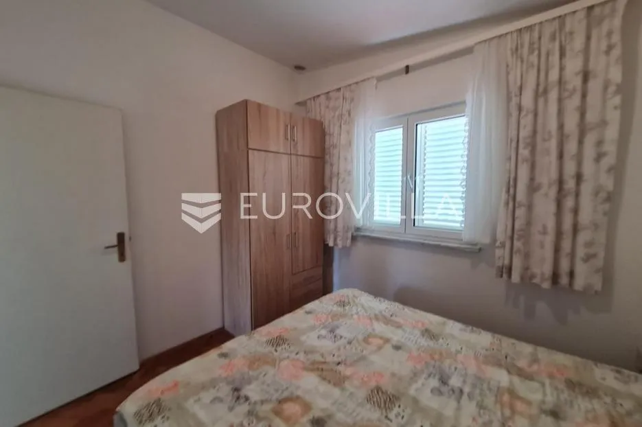 vir, samostojeća kuća, 130 m od plaže s dva odvojena apartmana - slika 46