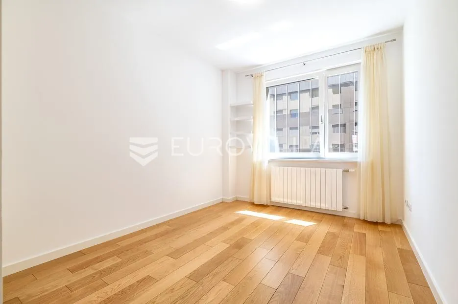 zagreb, črnomerec, vmd, moderan trosoban stan 94 m² plus garaža - slika 11