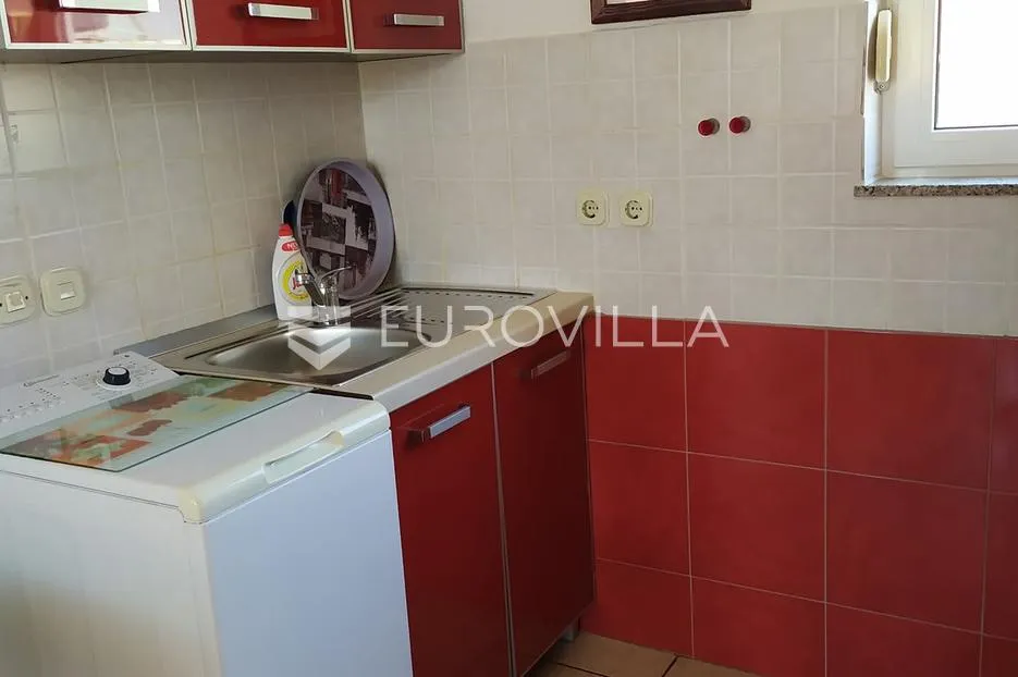 vir, 100m od mora, kuća s 4 apartmana i pogledom na more - slika 62