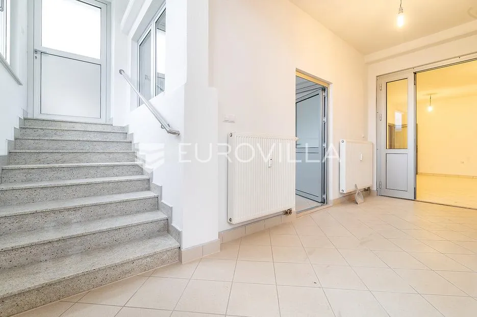zagreb, špansko, poslovni prostor nkp 235 m2, 2 pm - slika 4